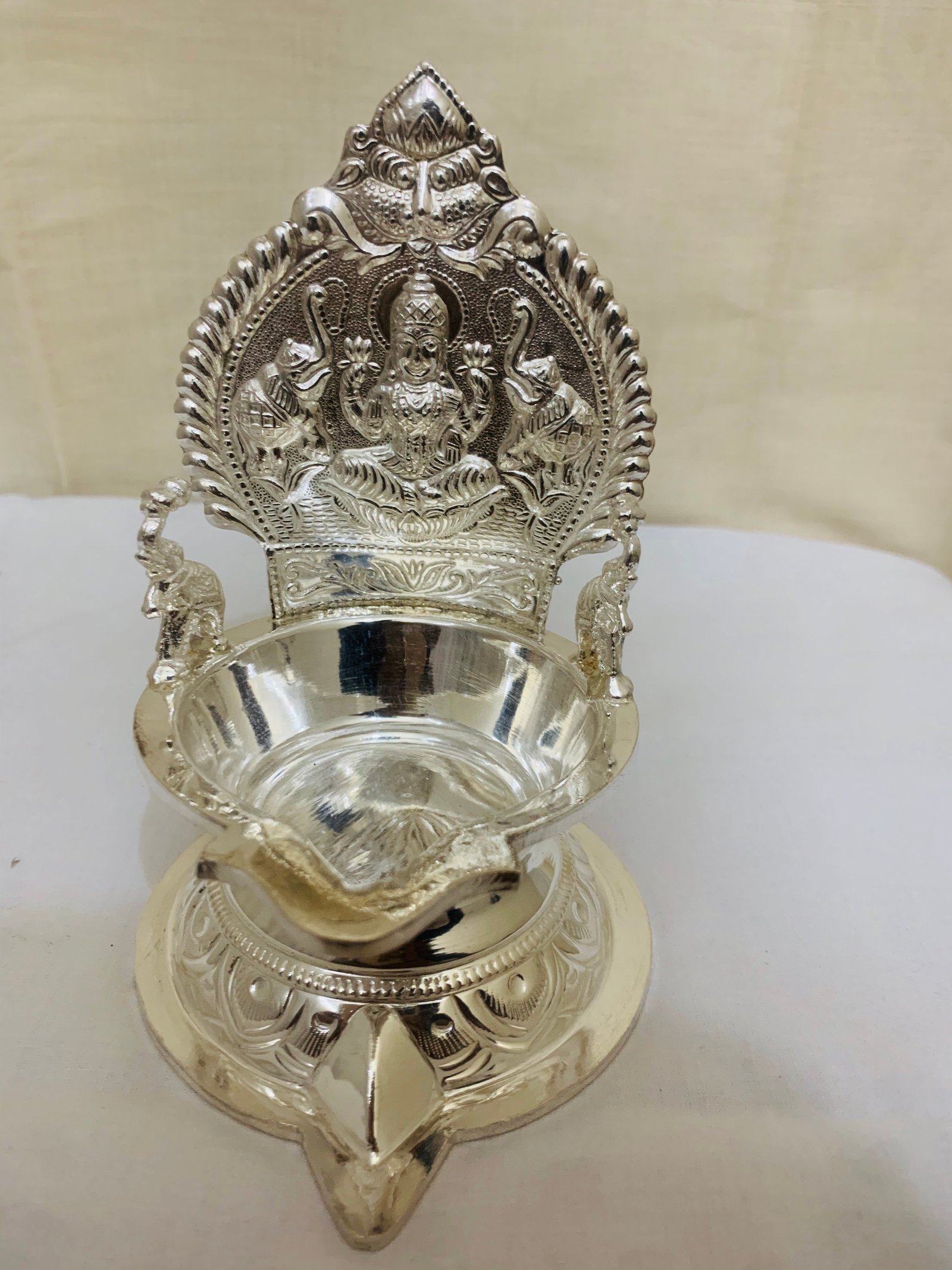 Silver Handmade Spl Kamatchi Elephant Lamp